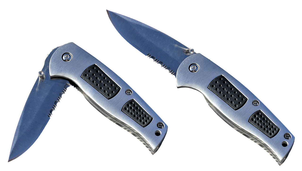 The History of Knives: From Ancient Tools to Modern Masterpieces The History of Knives: From Ancient Tools to Modern Masterpieces