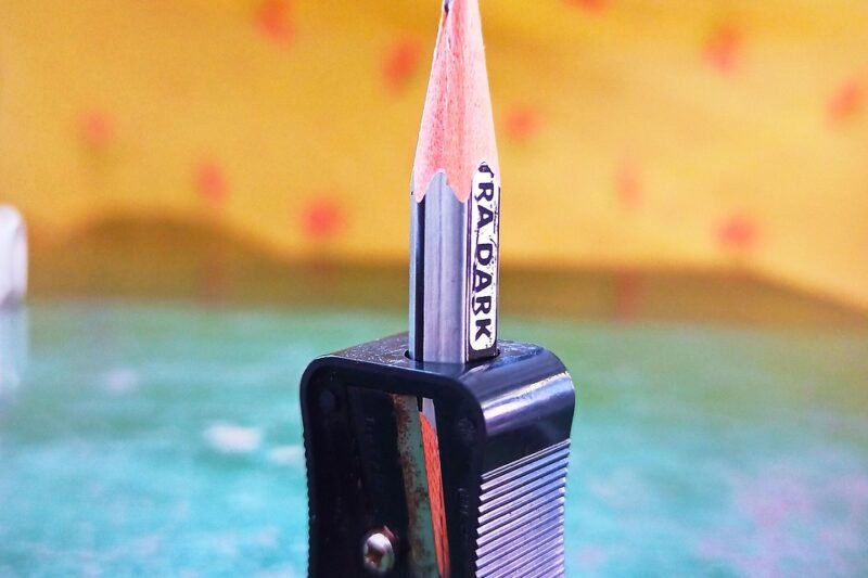 The Ultimate Guide to Maintaining Your Knife Blade Sharpener