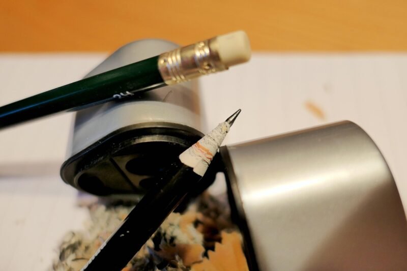 The Benefits of Using a Professional Blade Sharpener