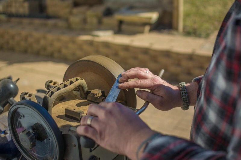 DIY Knife Sharpening: Best Techniques for Kitchen Knives