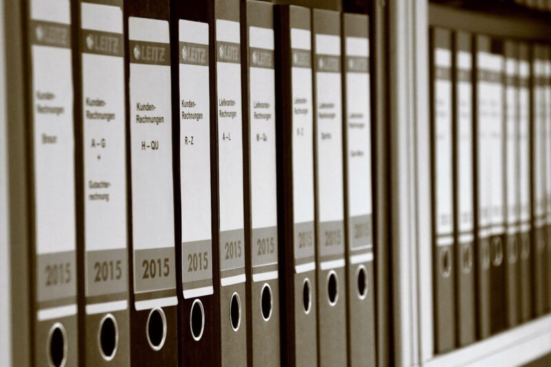 The History and Evolution of the Gentleman’s Folder